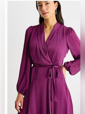 New with tag Women's Wrap Midi Dress Elegant Long-Sleeve Style